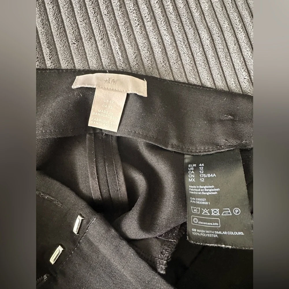 H&M black dress pants - Picture 4 of 4